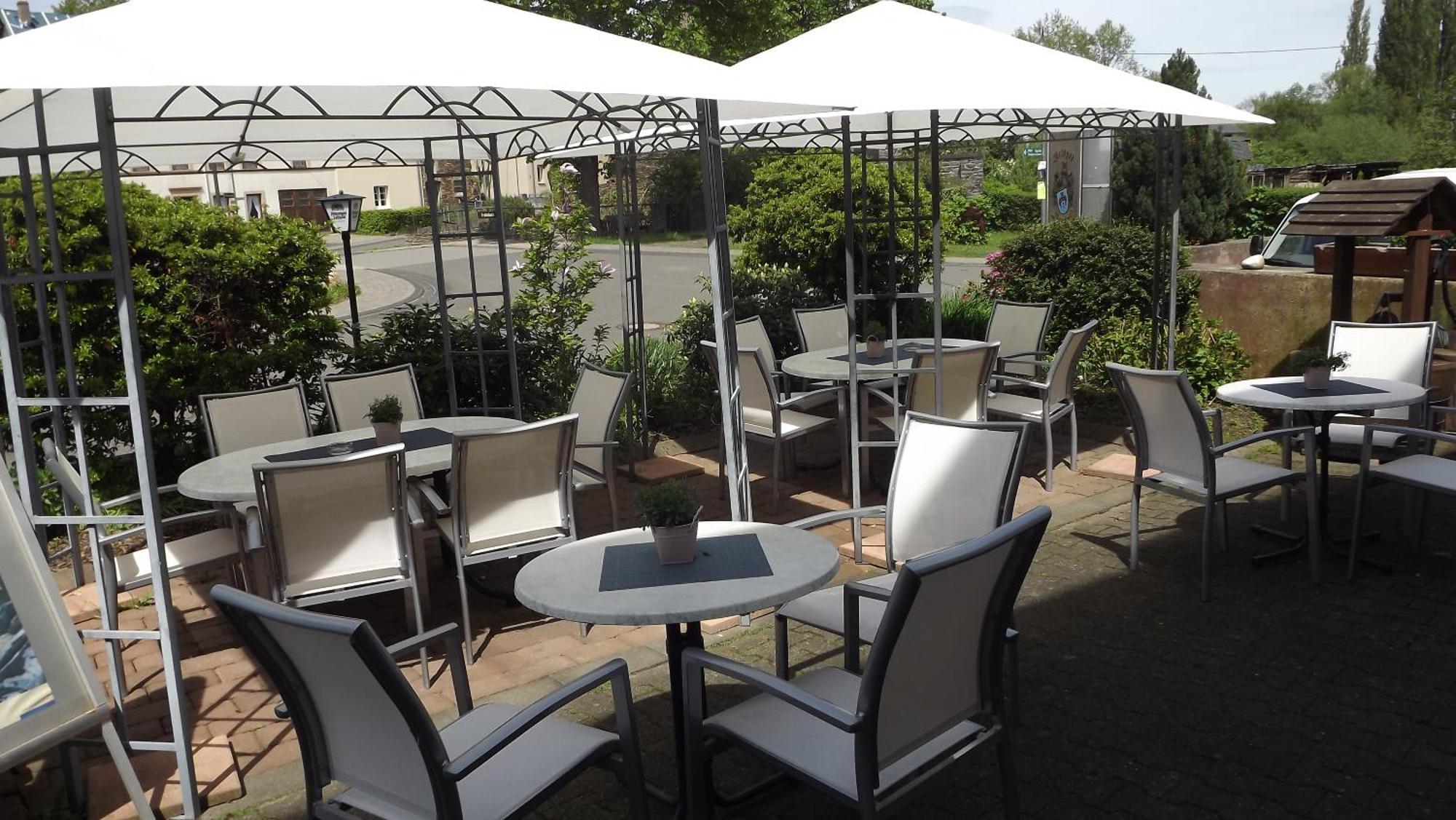 Ferienwohnung Ferienweingut & Gutsrestaurant Becker Burgen  Exterior foto
